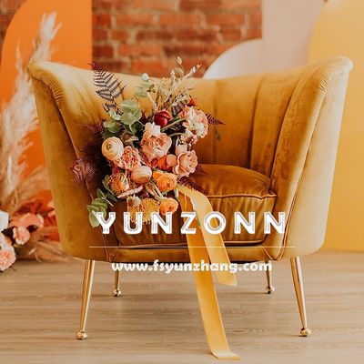 좋은 가격 유럽 왕실 웨딩 벨벳 라운지 체어 및 호텔 소파 이벤트용 러브 시트 온라인으로