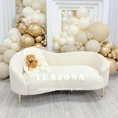 좋은 가격 우아한 미니멀리스트 스테인리스 스틸 소파, 호텔 거실용, 모던 스타일, 바 사용, 커플 및 웨딩용 온라인으로