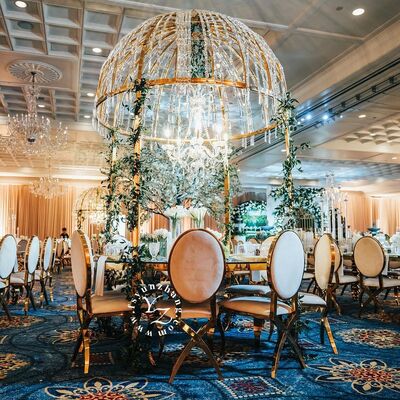 좋은 가격 モダン 럭셔리 크리스탈 돔 다이닝 테이블 스테인리스 스틸 프레임 메탈 호텔 웨딩 야외 레스토랑 연회 온라인으로